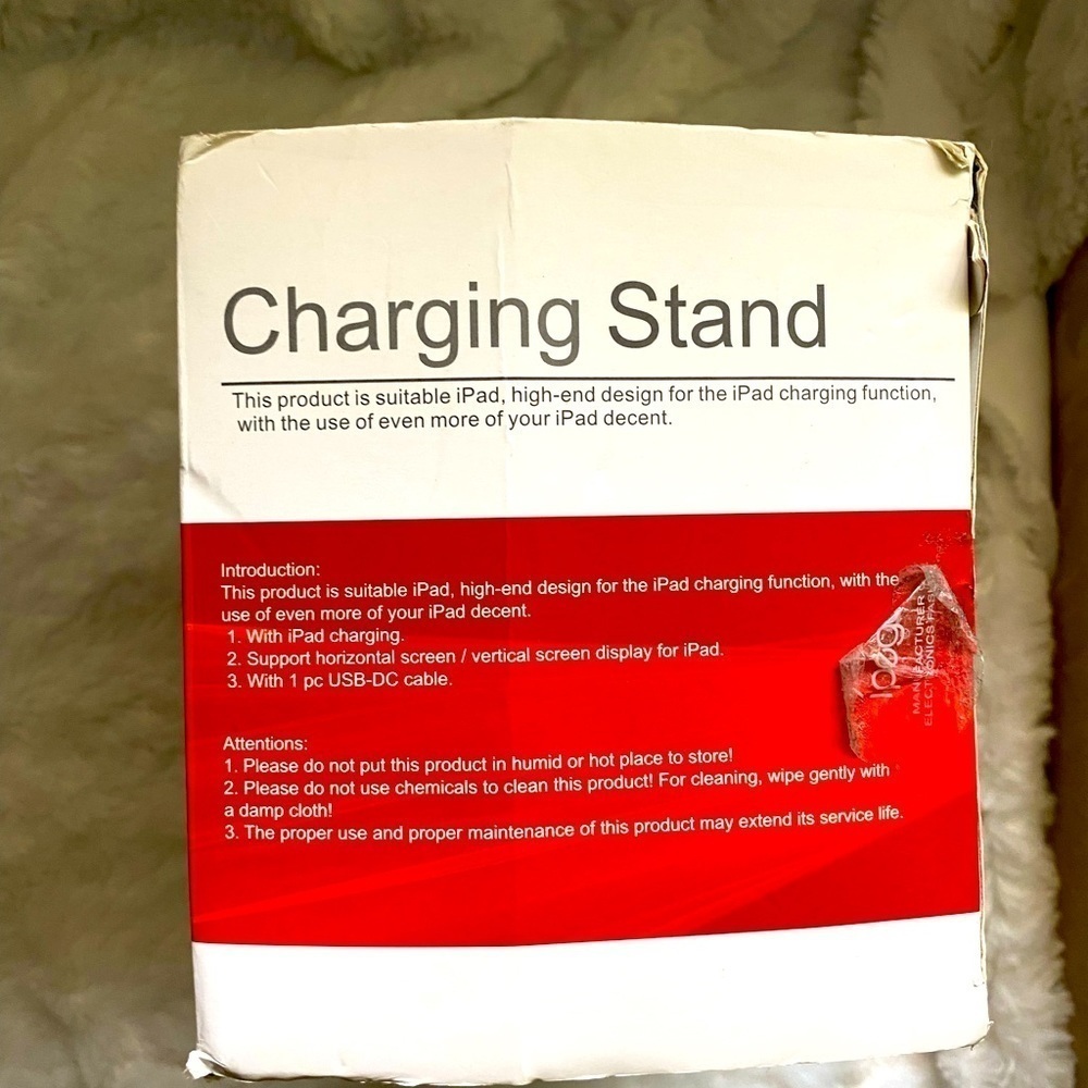 New Charging Stand For a IPad2 IPad3. - Picture 4 of 5